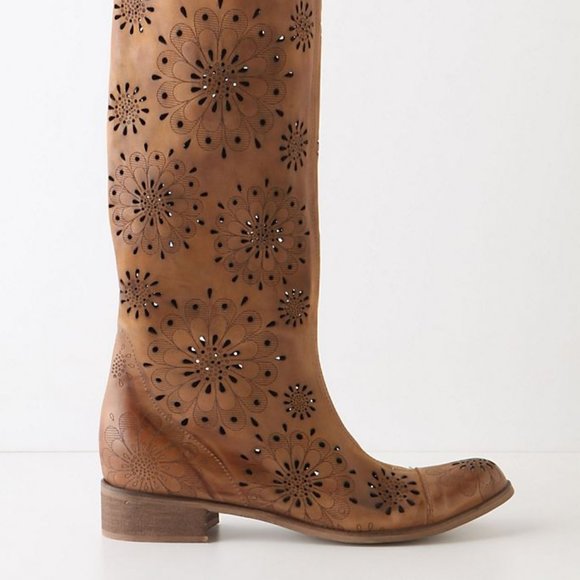 Anthropologie Foxglove Soft Leather Cut Out Boots - Picture 8 of 9